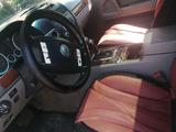 Volkswagen Touareg 2006 года за 3 000 000 тг. в Актобе – фото 2