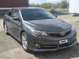 Toyota Camry 2013 года за 4 900 000 тг. в Актобе