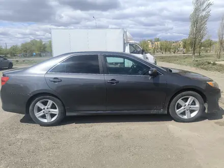 Toyota Camry 2013 года за 4 900 000 тг. в Актобе – фото 7