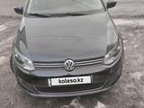 Volkswagen Polo 2014 года за 4 750 000 тг. в Актобе – фото 2