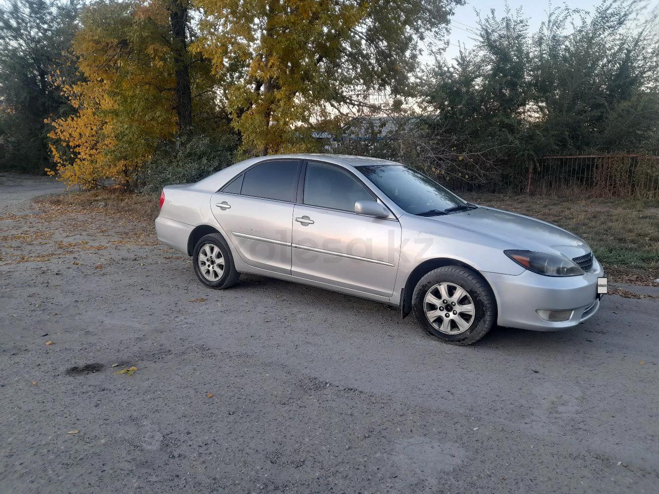 Toyota Camry 2003 г.