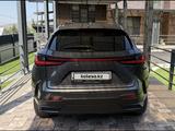 Lexus NX 350h 2022 годаүшін29 000 000 тг. в Алматы – фото 5