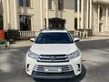 Toyota Highlander 2017 года за 17 500 000 тг. в Шымкент – фото 2