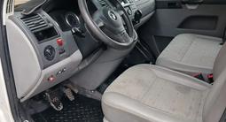 Volkswagen Transporter 2013 годаfor6 500 000 тг. в Астана – фото 3