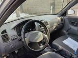 Hyundai Accent 2007 годаfor2 300 000 тг. в Алматы – фото 5