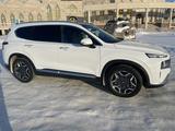 Hyundai Santa Fe 2021 года за 18 000 000 тг. в Уральск