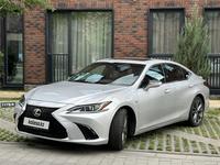 Lexus ES 250 2020 года за 18 500 000 тг. в Алматы