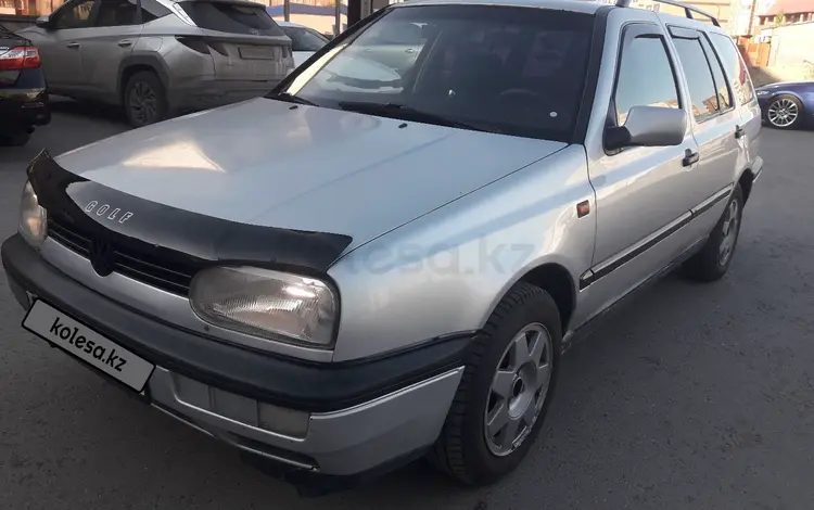 Volkswagen Golf 1993 годаүшін2 200 000 тг. в Караганда