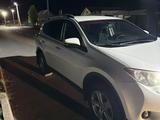 Toyota RAV4 2014 годаүшін7 500 000 тг. в Уральск