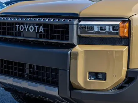 Toyota Land Cruiser Prado Luxe+ 2026 года за 48 700 000 тг. в Семей – фото 3