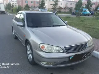 Nissan Maxima, 2001