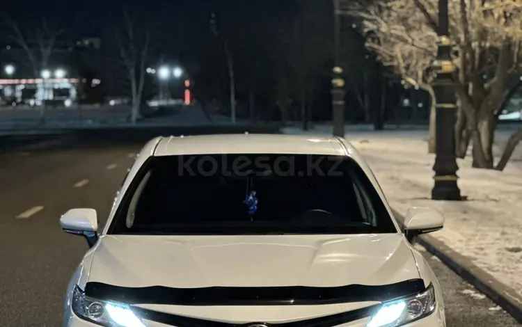 Toyota Camry 2019 года за 15 000 000 тг. в Астана