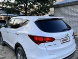 Hyundai Santa Fe 2017 года за 7 800 000 тг. в Семей – фото 3