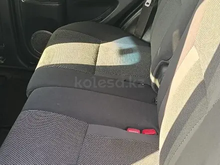 Toyota RAV4 2004 года за 6 100 000 тг. в Усть-Каменогорск – фото 7