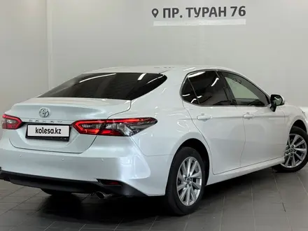 Toyota Camry Prestige 2023 года за 14 700 000 тг. в Астана – фото 19
