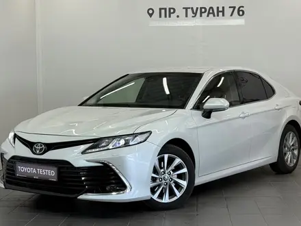 Toyota Camry Prestige 2023 года за 14 700 000 тг. в Астана