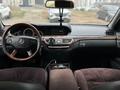Mercedes-Benz S 500 2008 года за 5 300 000 тг. в Астана – фото 10