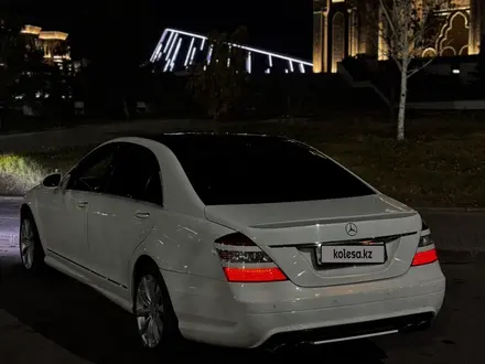 Mercedes-Benz S 500 2008 года за 5 300 000 тг. в Астана
