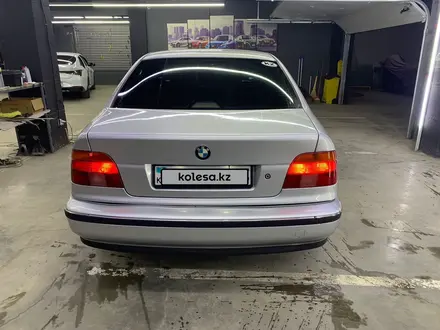 BMW 523 1996 года за 2 500 000 тг. в Алматы – фото 5