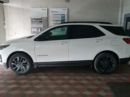 Chevrolet Equinox 2022 года за 15 000 000 тг. в Атырау – фото 2