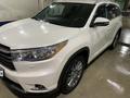 Toyota Highlander 2014 года за 13 600 000 тг. в Астана