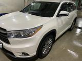 Toyota Highlander 2014 года за 13 600 000 тг. в Астана