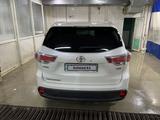 Toyota Highlander 2014 года за 13 600 000 тг. в Астана – фото 2