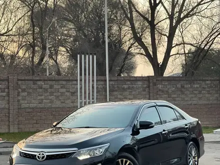 Toyota Camry 2018 года за 14 500 000 тг. в Алматы – фото 10