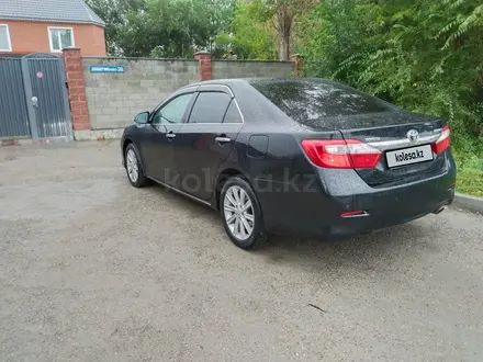 Toyota Camry 2014 года за 11 000 000 тг. в Усть-Каменогорск – фото 3