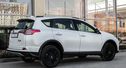 Toyota RAV4 2018 года за 11 990 000 тг. в Астана – фото 4