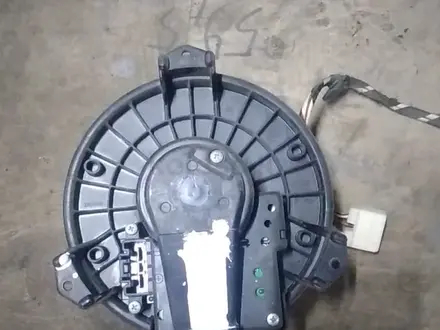 Вентилятор моторчик радиатор печки реостат Mazda за 25 000 тг. в Алматы – фото 3