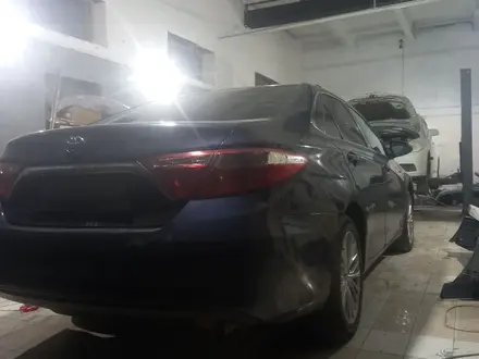 Toyota Camry 2016 года за 6 200 000 тг. в Атырау – фото 3