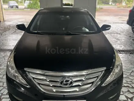 Hyundai Sonata 2010 года за 4 500 000 тг. в Караганда – фото 3
