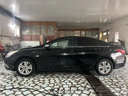 Hyundai Sonata 2010 года за 4 500 000 тг. в Караганда – фото 4