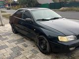 Toyota Carina E 1993 года за 1 800 000 тг. в Усть-Каменогорск – фото 2