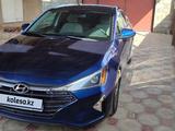 Hyundai Elantra 2019 годаfor7 800 000 тг. в Тараз – фото 2