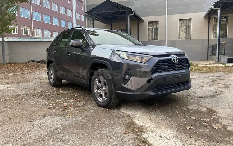 Toyota RAV4 2022 года за 19 999 999 тг. в Шымкент