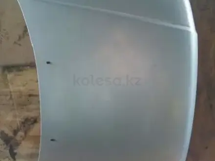 Капот на Subaru Forester 1997-2002 год. за 25 000 тг. в Алматы
