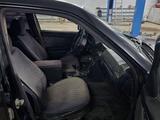Mercedes-Benz C 200 1994 года за 800 000 тг. в Атырау – фото 4