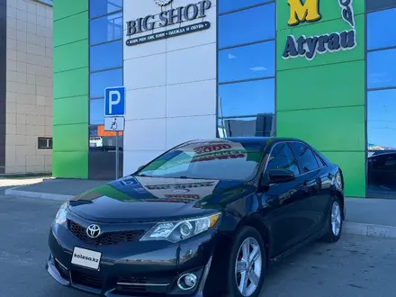 Toyota Camry 2013 года за 5 800 000 тг. в Атырау