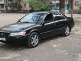 Toyota Camry 1999 годаүшін3 200 000 тг. в Тараз
