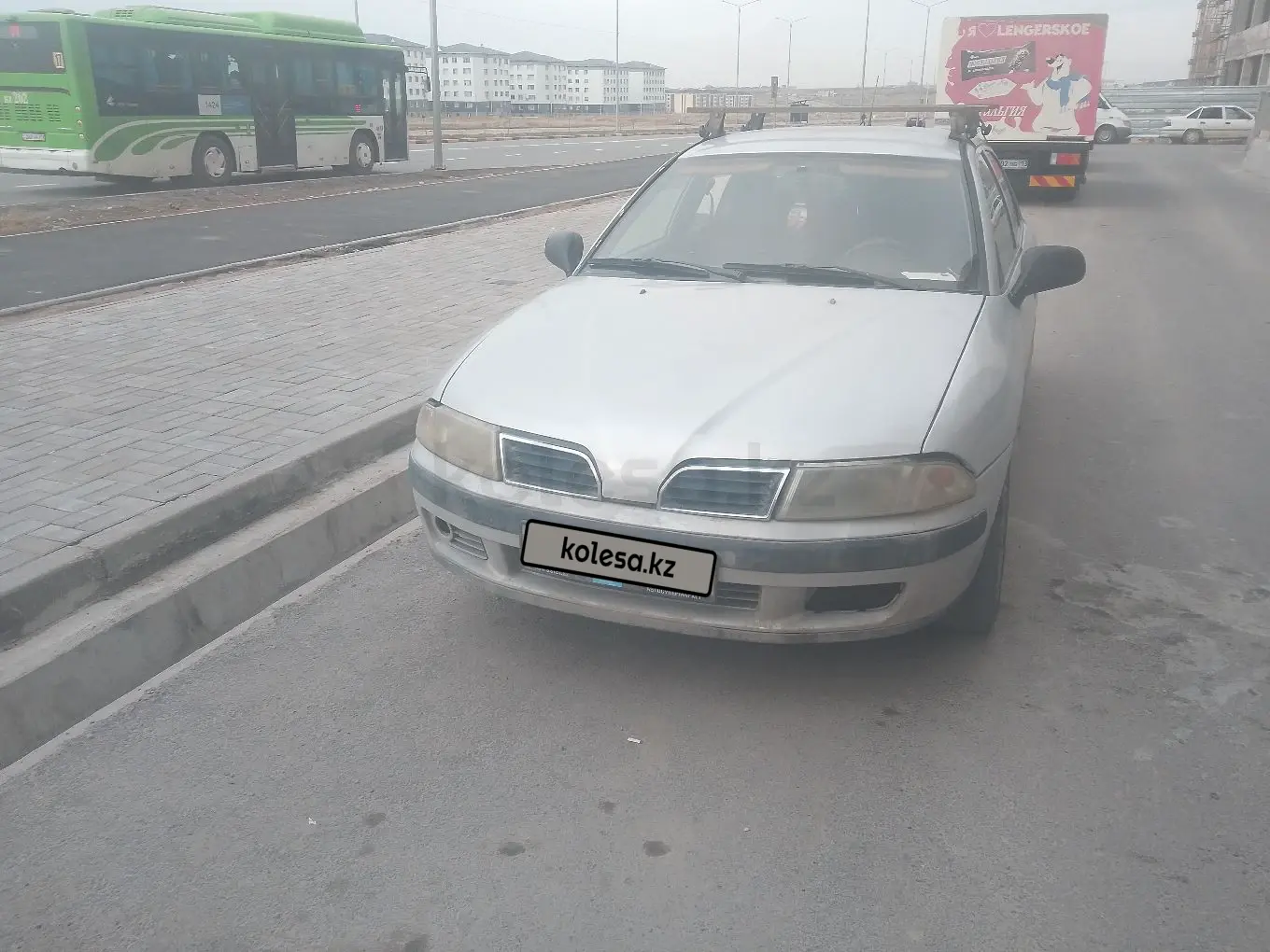 Mitsubishi Carisma, 2003