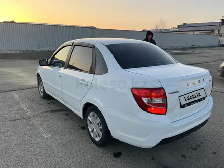 ВАЗ (Lada) Granta 2190 2019 года за 3 800 000 тг. в Актобе – фото 4