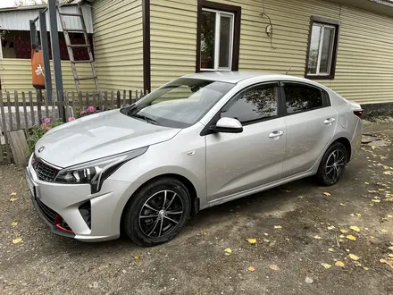 Kia Rio 2021 года за 7 600 000 тг. в Семей – фото 3