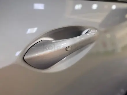 Chevrolet Onix Premier 1 2024 года за 6 290 000 тг. в Атырау – фото 5