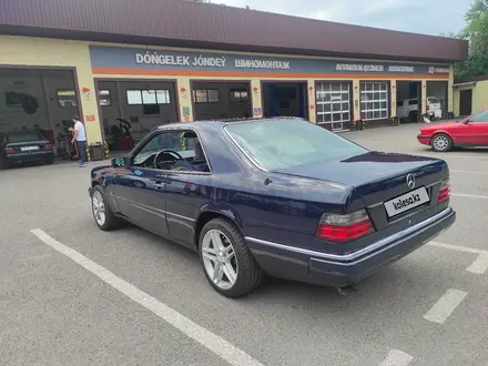 Mercedes-Benz E 300 1991 года за 4 500 000 тг. в Алматы – фото 3