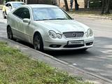 Mercedes-Benz C 200 2005 годаүшін3 300 000 тг. в Алматы – фото 2
