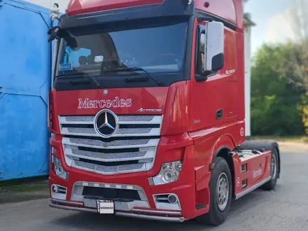 Mercedes-Benz  Actros 2015 года за 20 000 000 тг. в Костанай