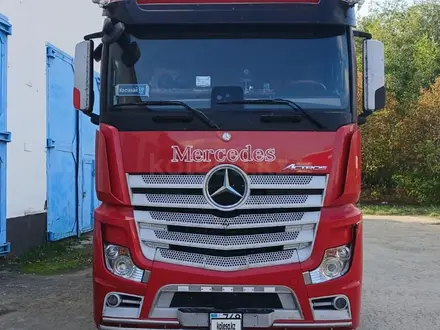 Mercedes-Benz  Actros 2015 года за 20 000 000 тг. в Костанай – фото 2