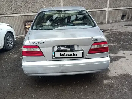 Nissan Bluebird 1997 года за 1 750 000 тг. в Усть-Каменогорск – фото 5